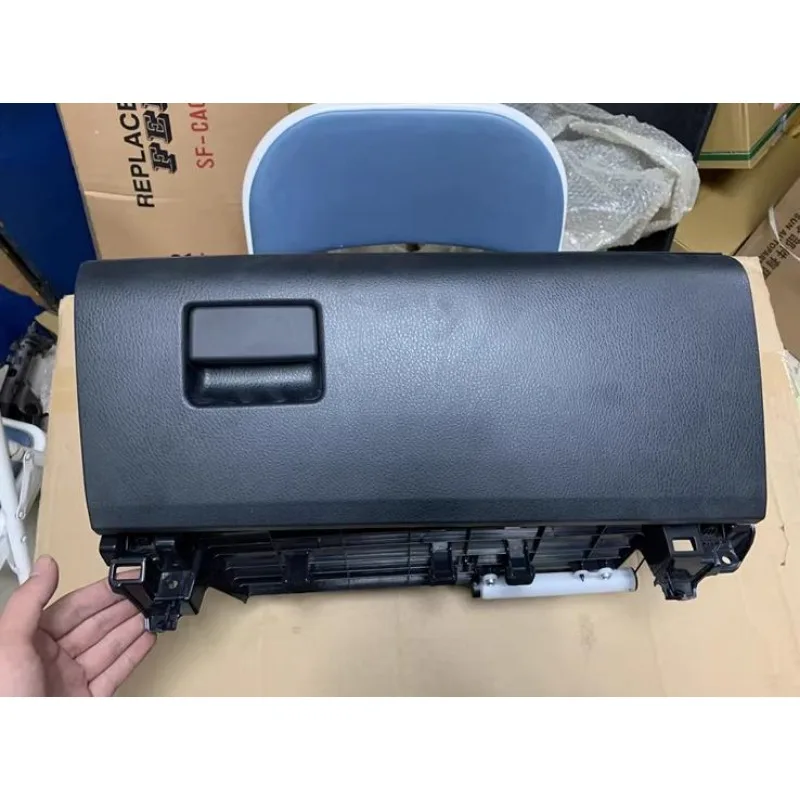 

Ящик для хранения на приборной панели (пассажирская сторона) для Toyota RAV4 2014-2016, 2017-2018 годов выпуска