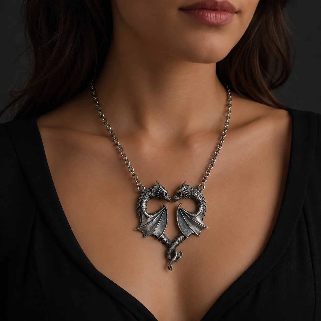 Gothic Double Dragon Heart Necklace Antique Silver Alloy Pendant Medieval Fantasy Couple Jewelry Gift Women Men