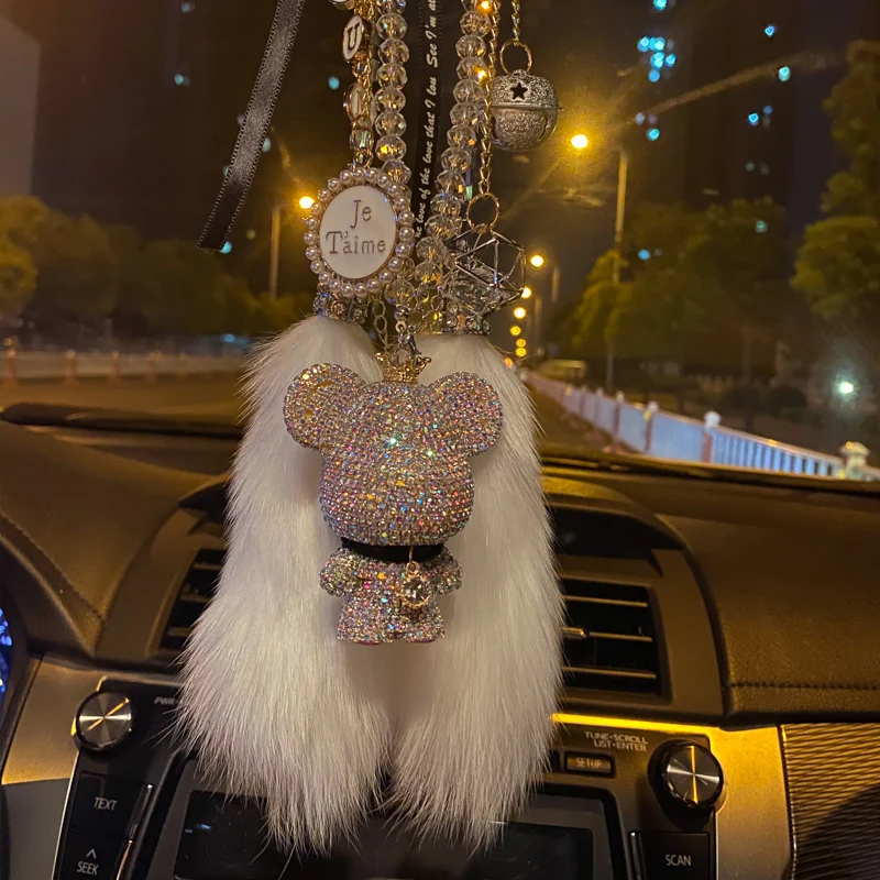 Fashion Bead Crystal Cartoon Bear Small Bell Car Pendant Diamond Hanging Ornaments Rhinestone Tassels Car Mirror Decoration
