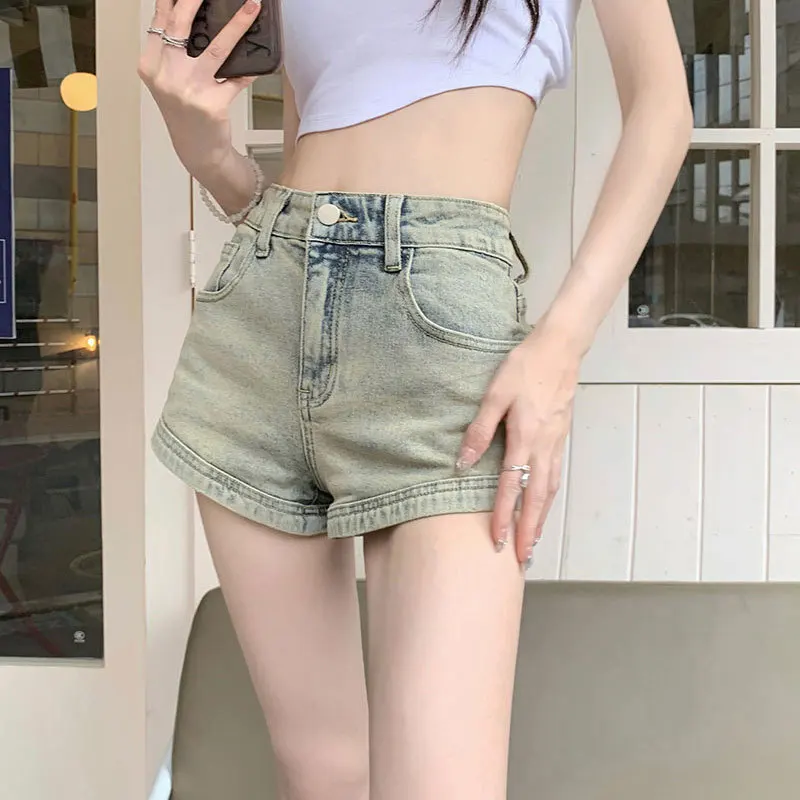 High Waist Denim Shorts Women Summer New Design Sensation Versatile Slimming Hot Pants Leisure Style Women Fashionable Shorts