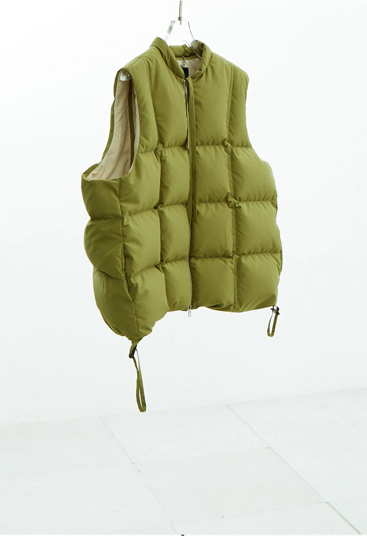 Down Vest~Checkered Stand-Up Collar Color-Blocked Duck down Vest for Petite Women, Suitable for Outerwear or Layering, 2026 Winter Women's Fashion