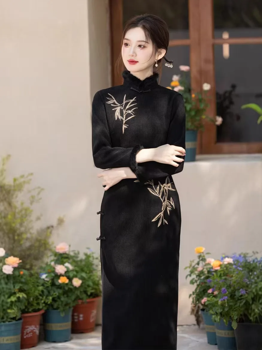 Cotton Velvet Embroidery Composite Super Soft And Thick Embroidered Cheongsam New Chinese Style Slim Fit Cheongsam