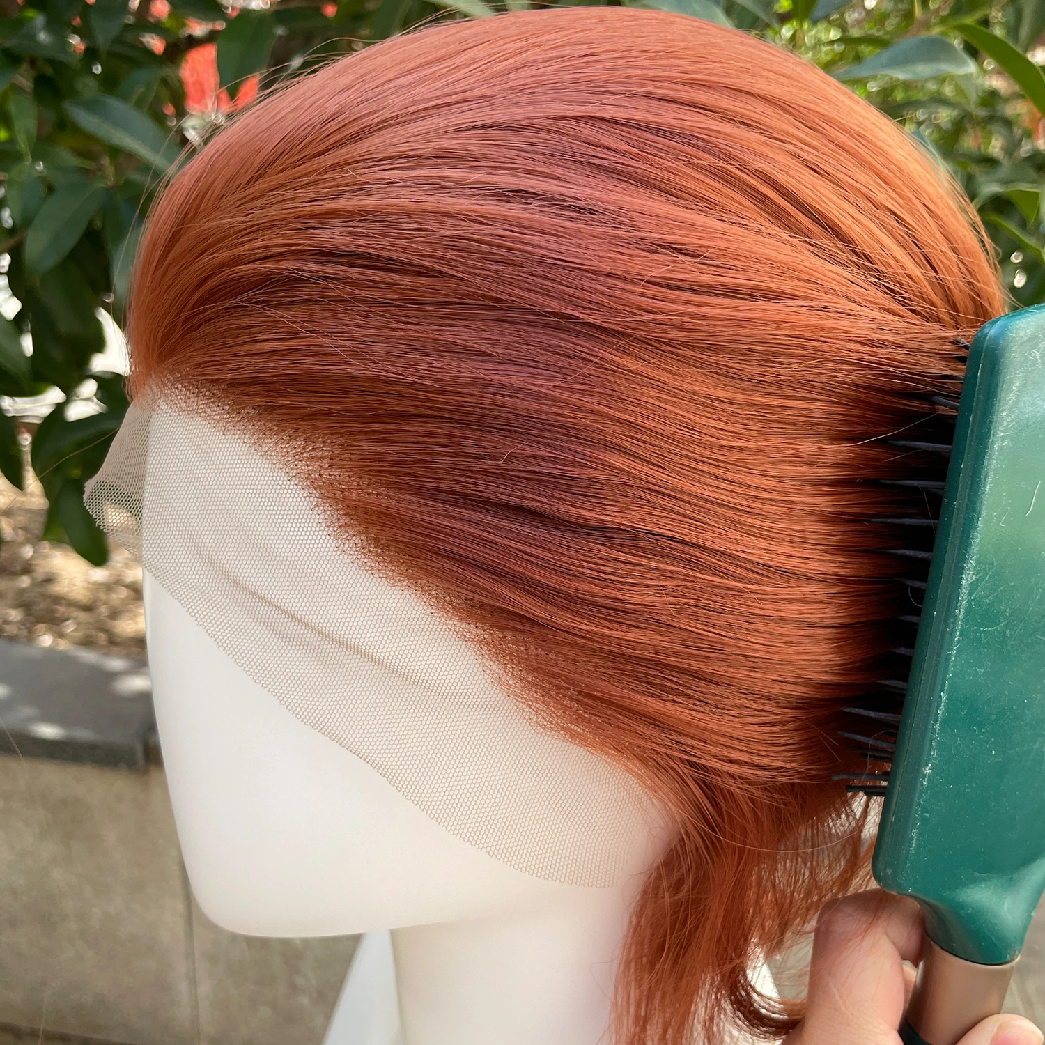 Coppe Brown Short Bob Cut Synthetic Lace Front Wigs for Men Cosplay Wigs for Women Natural Hairline Glueless 13x4 Lace Front Wig