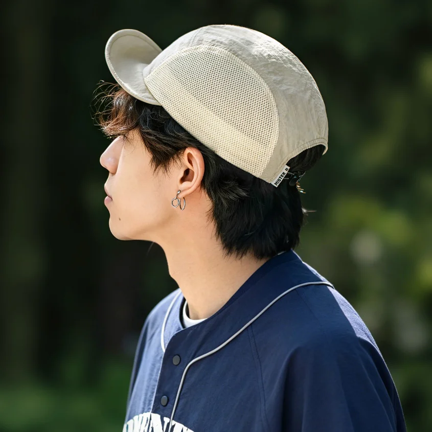 Men's Outdoor Mesh Baseball Cap Letter Print Breathable Quick-Dry Short Brim Hat Adjustable Hiking Summer Sun Protection Cap