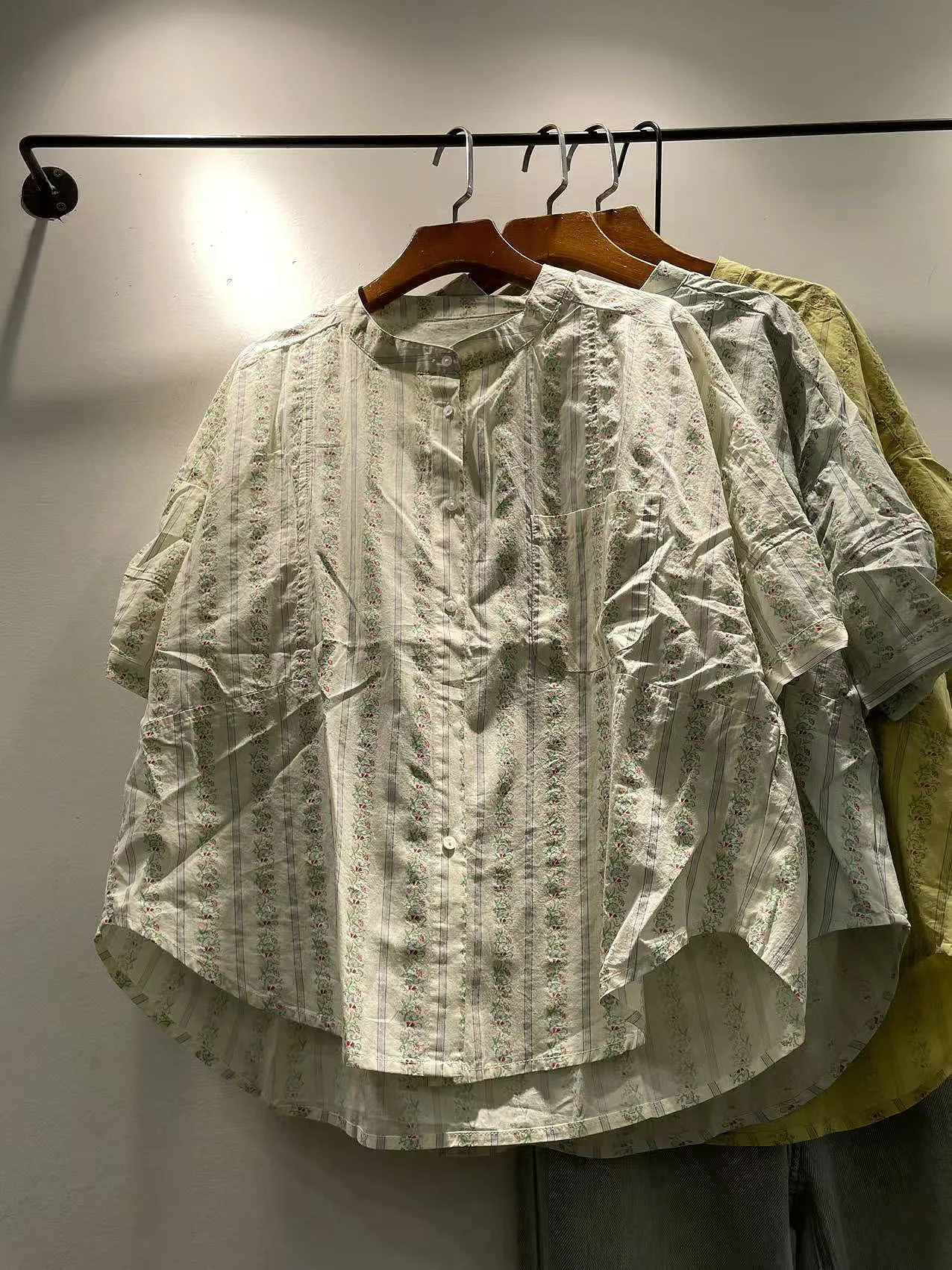 

Summer 2026 Women's Loose Fit Cotton Floral Print round Neck Short Sleeve Shirt Korean Style Breathable Comfortable Casual Top