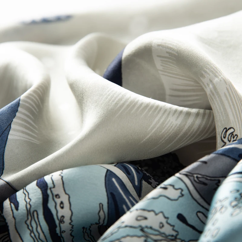 KOIJINSKY ใหม่ผ้าไหมหม่อน 88*88 ผู้หญิง Four Seasons ผ้าพันคอสีอ่อนผ้าพันคอผ้าไหม