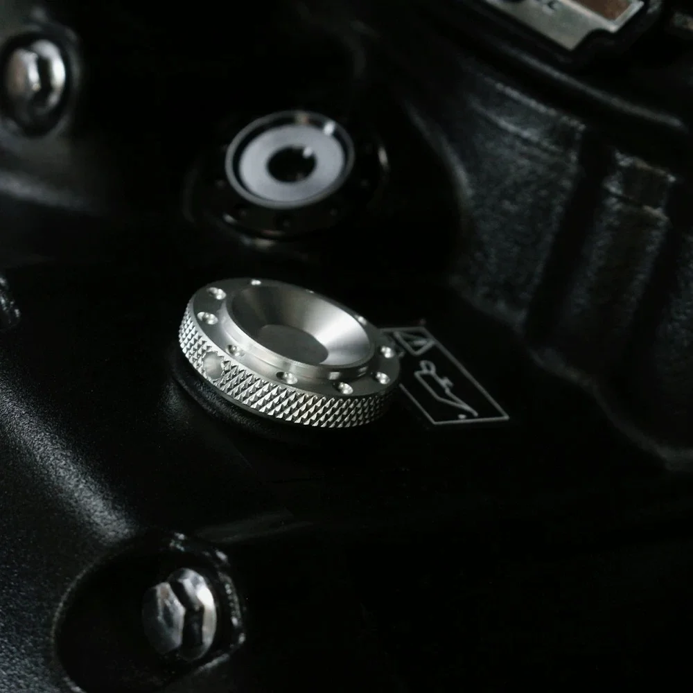Oil Filler Cap Screw Compatible with  Scrambler 400X / Speed 400 T4