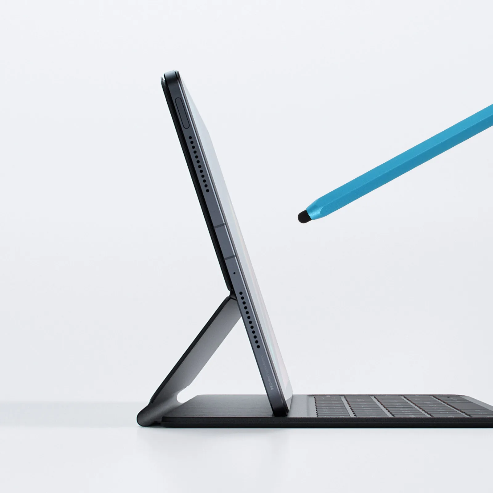 

Высокочувствительный стилус с двумя головками для планшетов и телефонов. Универсальное использование. Удобная ручка для сенсорного экрана для планшетов.