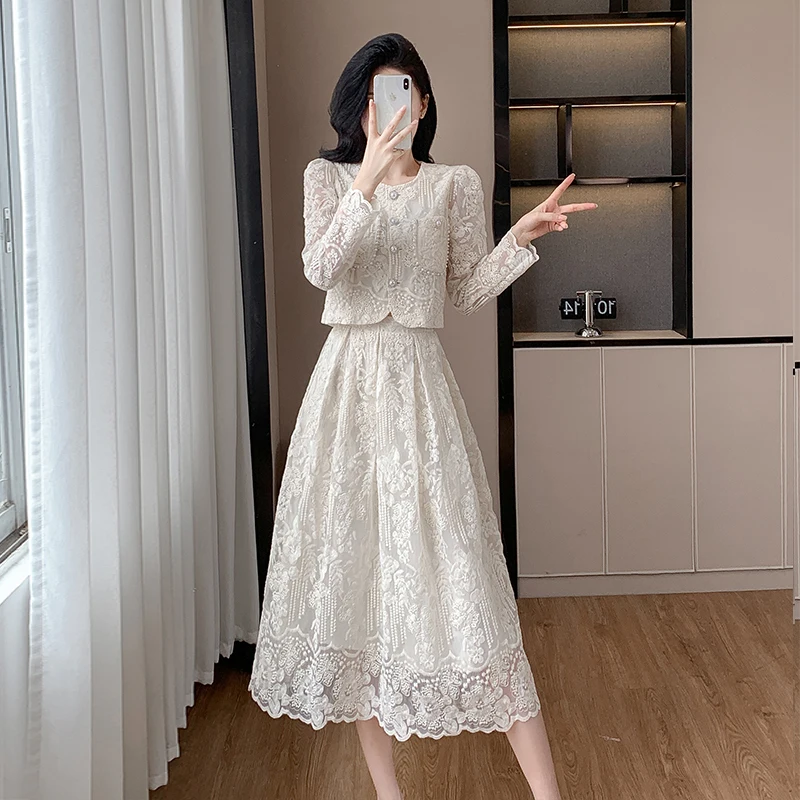 New Luxury High Quality Women\'s Two Pieces Set Fashion Lace Embroidery Beading Long Sleeve Shirt Top + A-line Skirt Women\'s Suit
