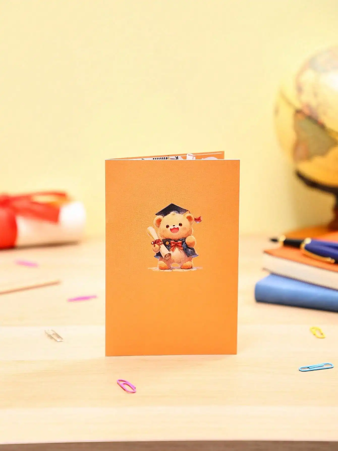 تصميم منبثق لبطاقات المعايدة بنمط الدب #4