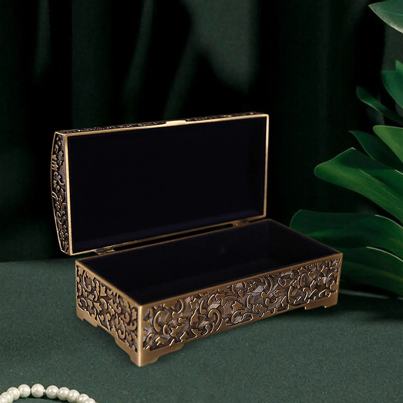 

Bracelet Storage Box Ring Holder Rust Resistant Home Decor Treasure Chest Case Keepsake Box for Wedding Birthday Gift Home