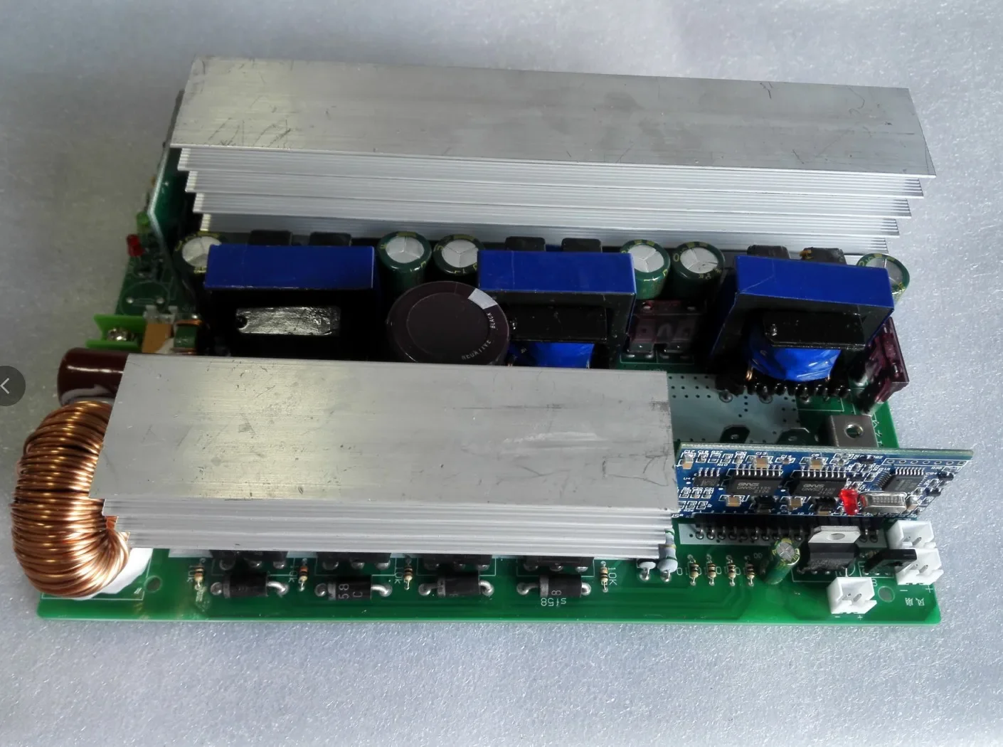 

Pure sine wave 1500VA12v to 220v1000W inverter circuit board, solar converter