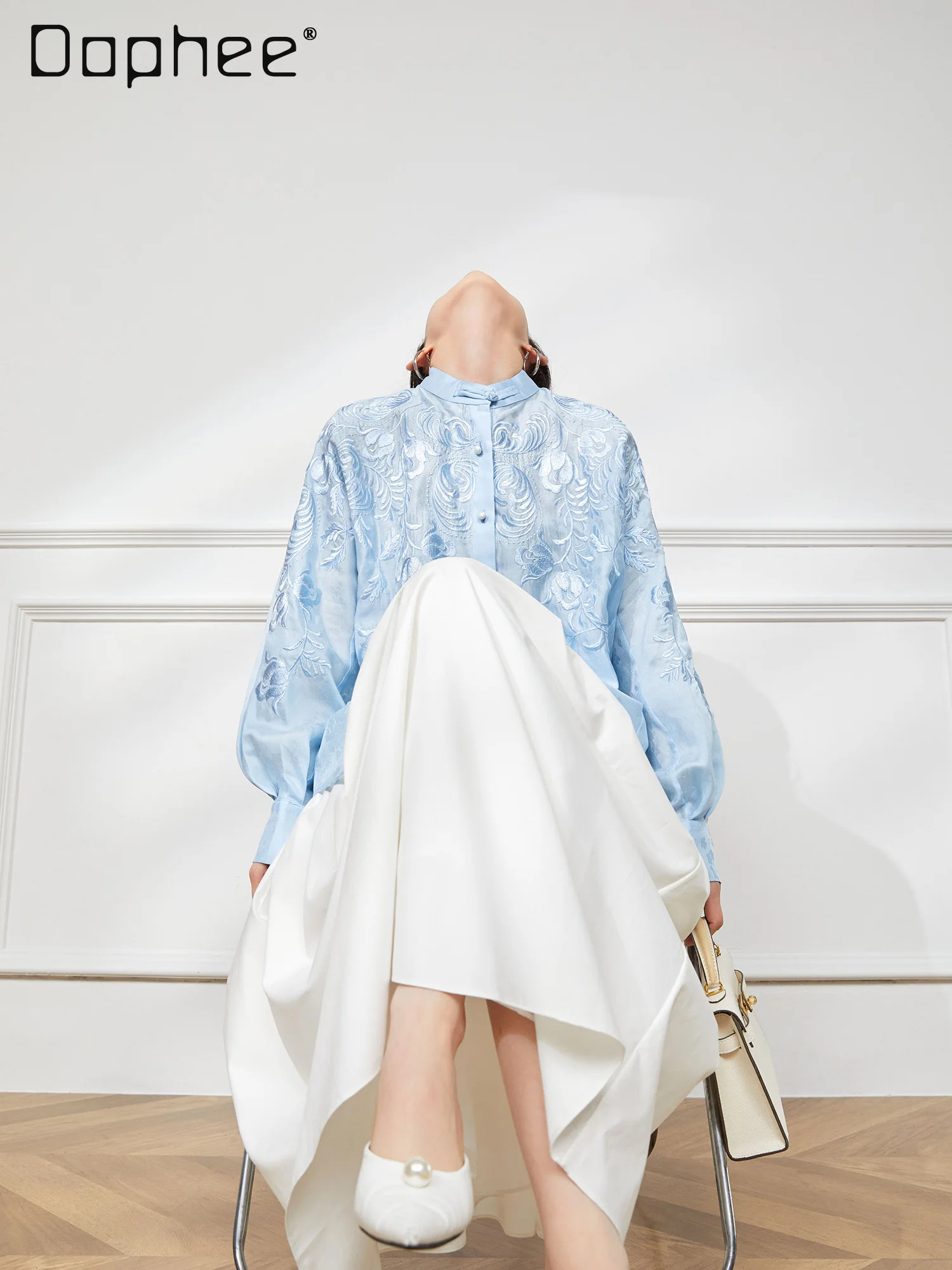 새로운 중국 스타일 수 놓은 셔츠 하이 엔드 라이트 럭셔리 스탠드 칼라 싱글 브레스트 긴팔 셔츠 여성 봄 여름