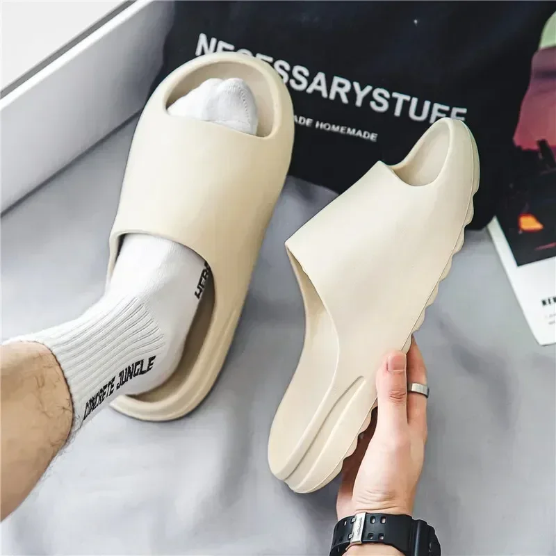 New Foma Runner Summer Slippers Mens Fashion Solid Color Casual Home Slipper Shoes Eva Non-slip Shoes Women Beach Slides