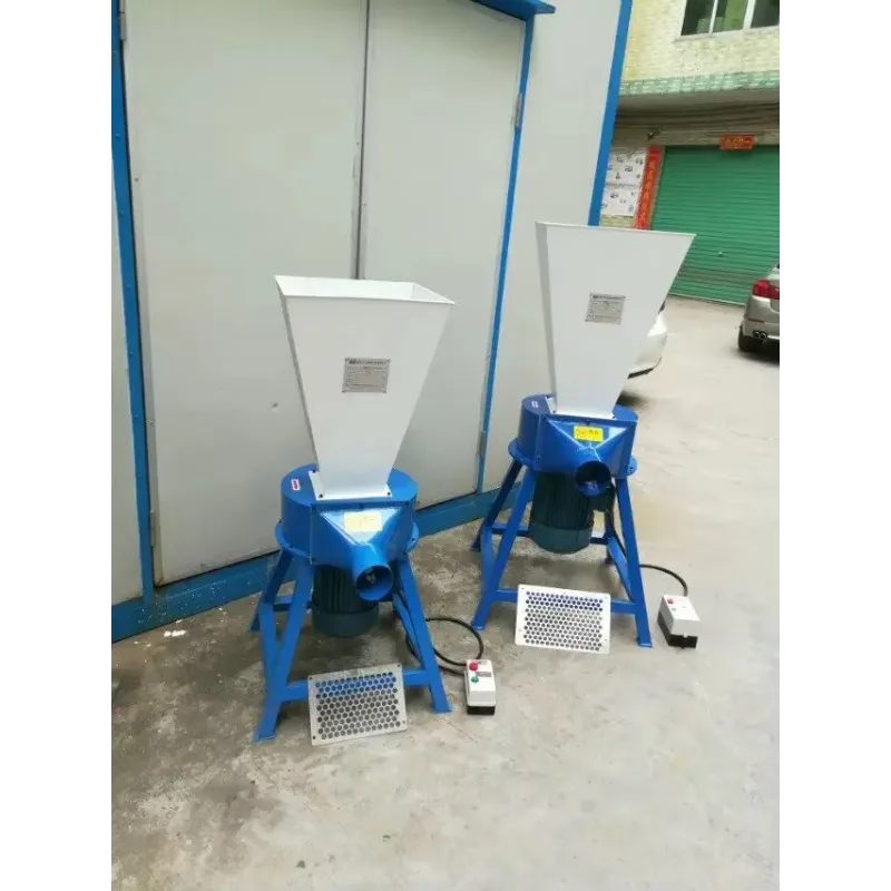 Industrial 4KW Vertical Automatic Sponge Grinder Crusher Foam Shredder Chip Shredder for Waste Foam Recycling