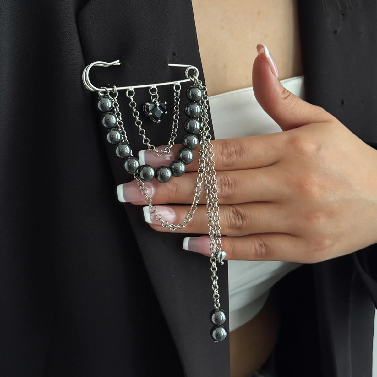 SHIXIN Trendy Acrylic Beads Rhinestone Heart Pendant Brooches for Women Multi-layer Metal Tassel Brooch Pin Clothing Accessory