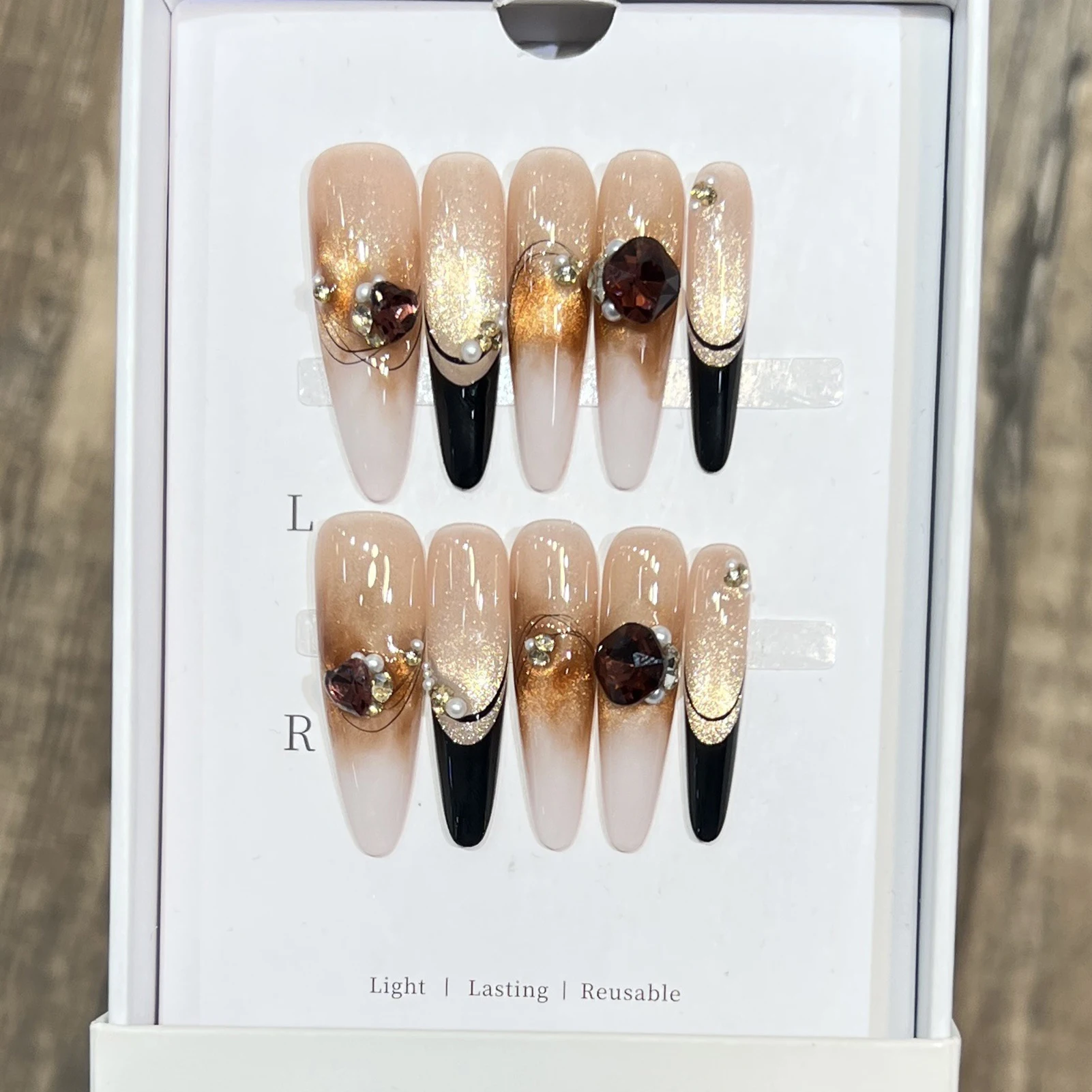 10 قطعة عين القط الكراميل الصحافة الفرنسية على الأظافر أنيقة انفصال الأظافر كاذبة لارتداء مأدبة حفل زفاف