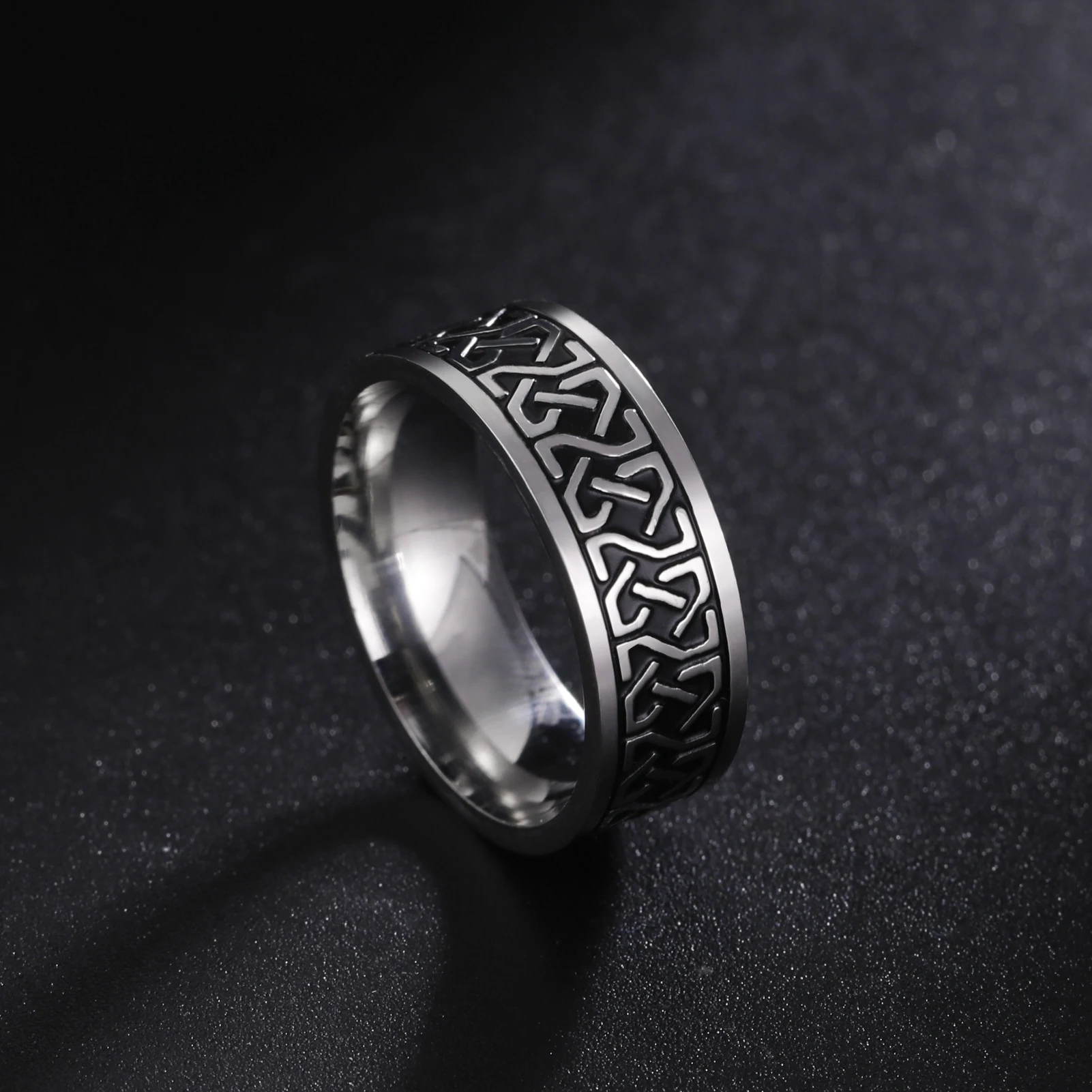 HIPEE Vintage Stainless Steel Viking Classic Valknut Celtic Knot Ring for Men Women Rotatable Fidget Anxiety Spinner Rings