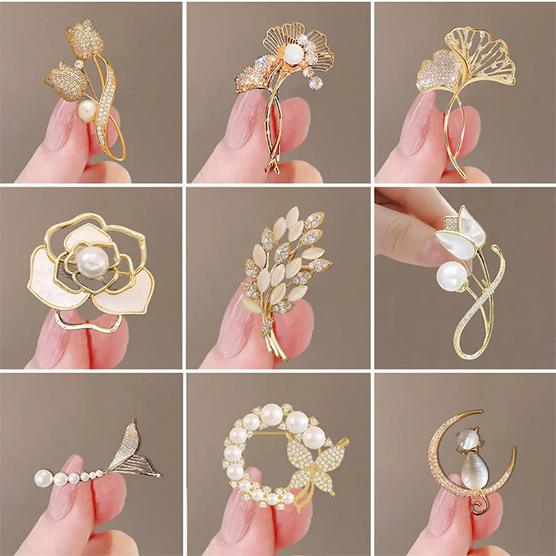 Fashion Pearl butterfly Rhinestone Brooches For Women Elegant Metal Fixed Clothing Pins Daily High-end Jewelry wholesale