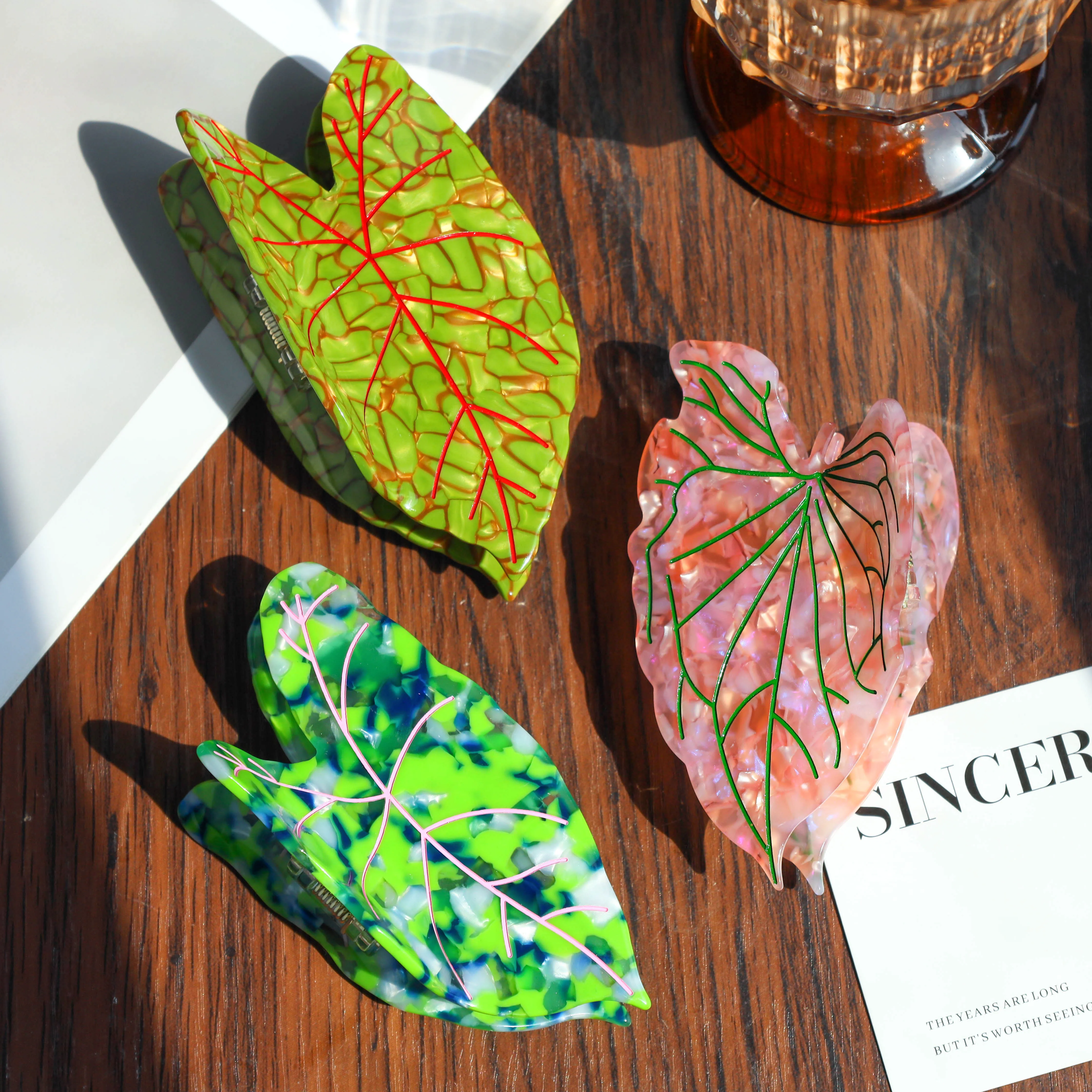 

2025 NEW Tropical Colorful Leaves Hair Claw Classic Style Eco-Friendly Hair Claw Clips Hair Accessories for Women Girl