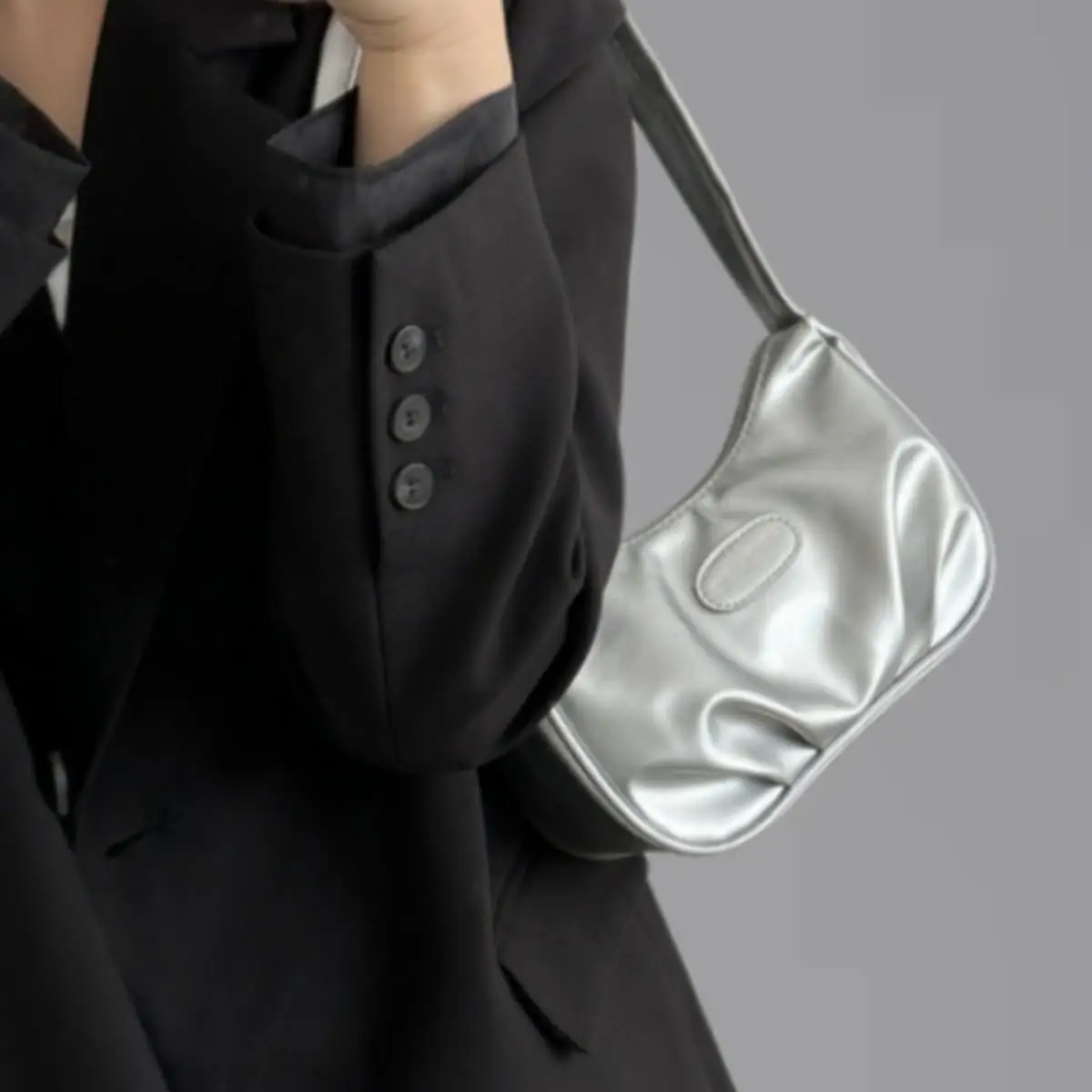 Fashionable Underarm Bag Women's 2026 Summer French Bread Bag New Trend Crescent Bag High-End Versatile Single Shoulder Bag