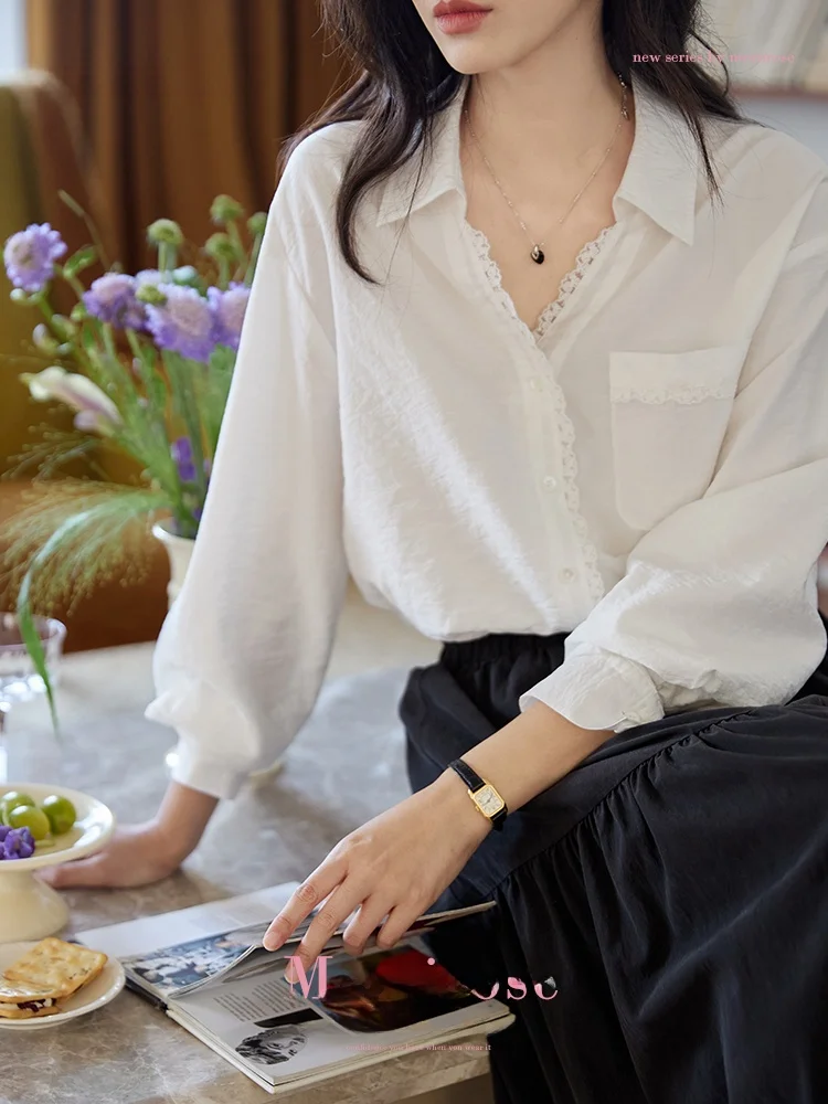 

Женская блузка Moriirose с длинным рукавом, кружевной отделкой, винтажная, для повседневной носки, свободного кроя, с белым воротником, осенняя мода