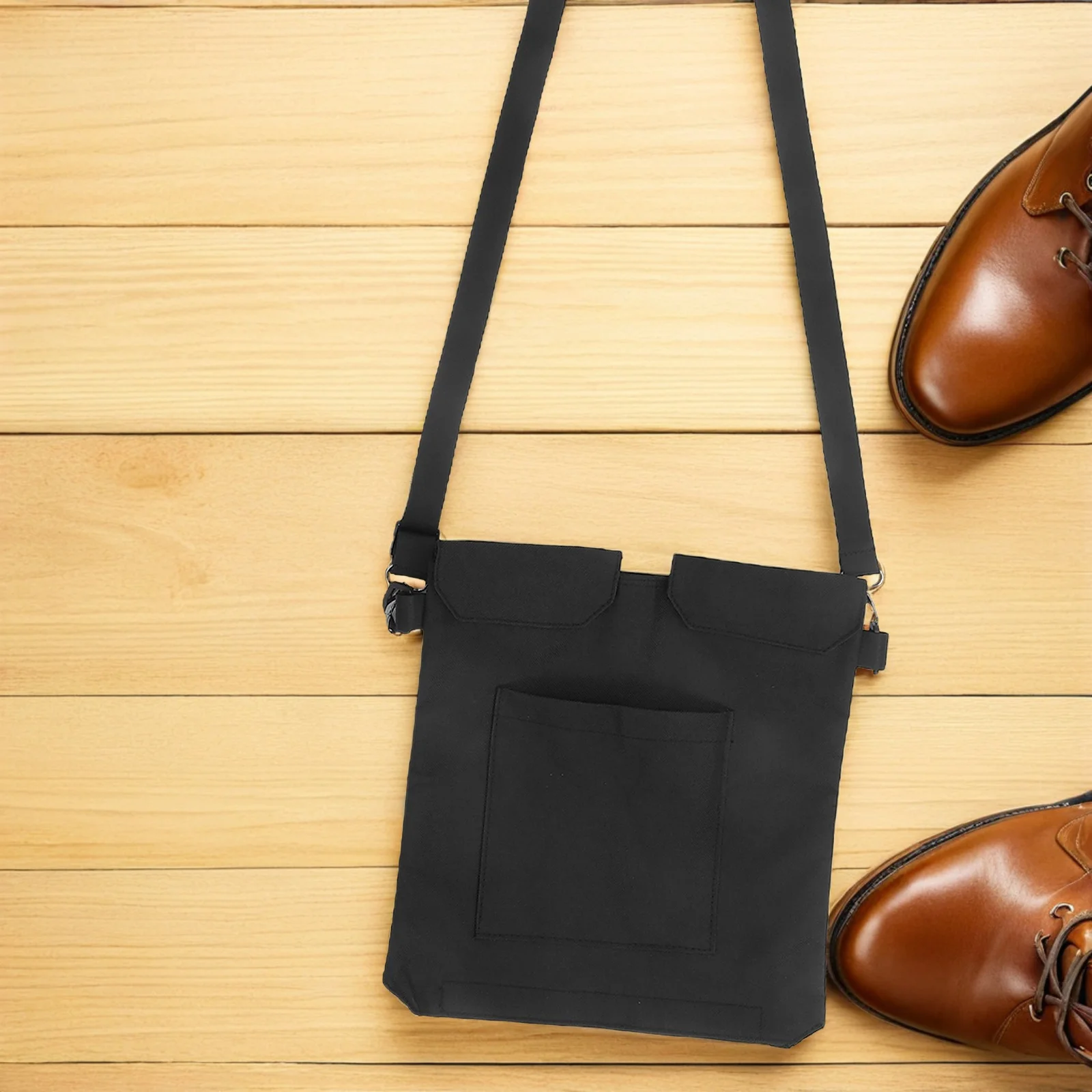 

Urinal Bag Container Breathable Adjustable Strap Comfortable Fit for Elderly Patient Postoperative Urine Collection Drainage Bag