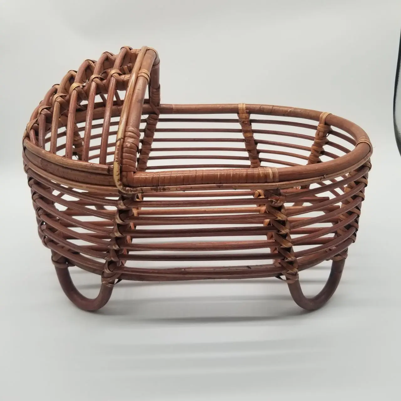 Newborn Photography Props Rattan Products Baby Retro Hand-woven Baby Basket Studio Photo Sofa Chair Bed Photo Studio Accessories