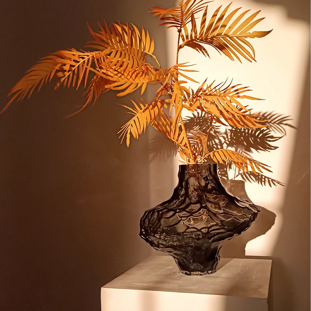 Artistic Irregular Valley Glass Vase Design Chinoiserie Restaurant Flower Arrangement Decorative Home Accessories Large Size