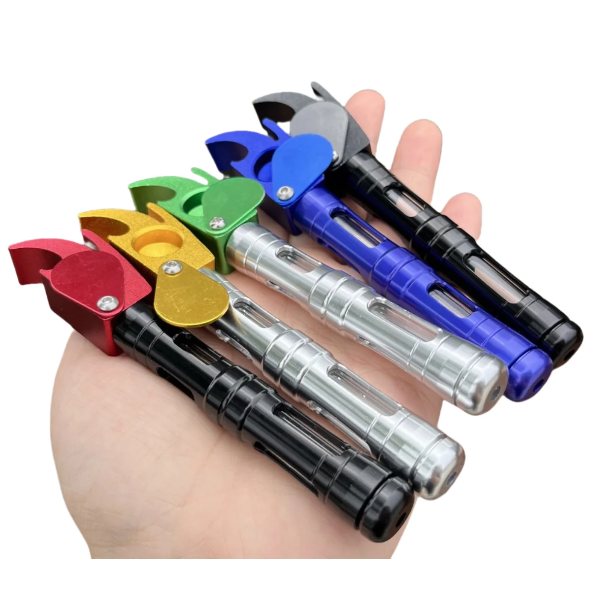 1Pc Random Beer Bottle Soda Cap Opener With Aluminum alloy Tips Man Gift Tobacco Accessories