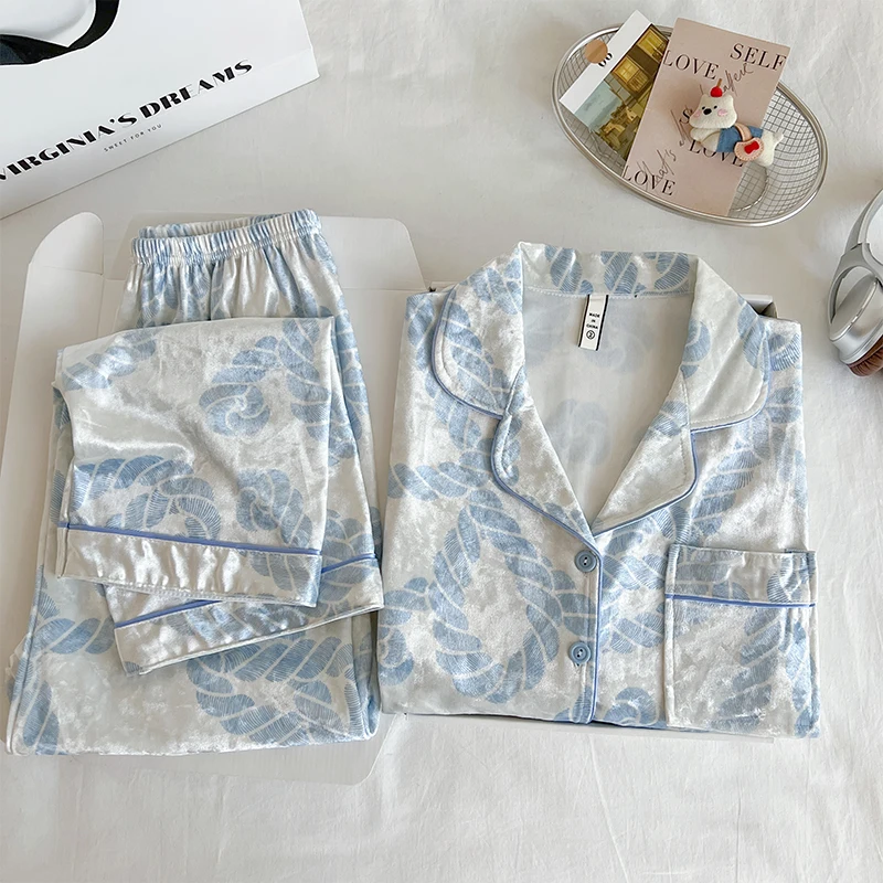 

Комплекты пижам для женщин в корейском стиле, рождественские, с длинными рукавами, разноцветные, милые, забавные, с китайскими цветами, утепленные, с клубничным принтом, для девичника, Honey 2026