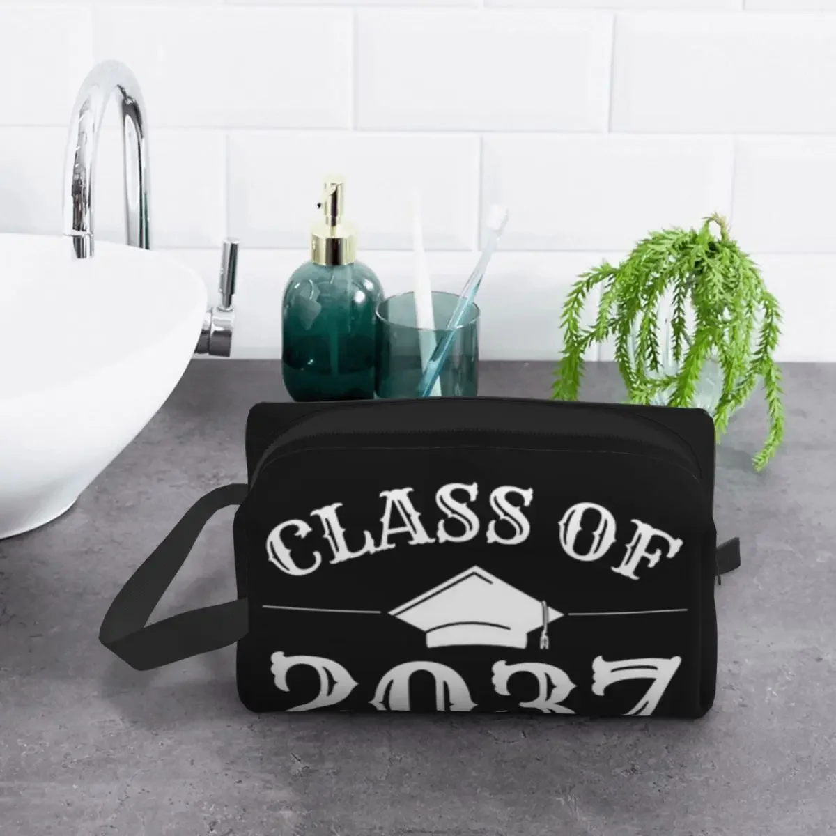 Class Of 2037 Kindergarten First  Grade Polyester Men Business Portable Storage Bag Women Travel Cosmetic Bag Hanging Wash Pouch