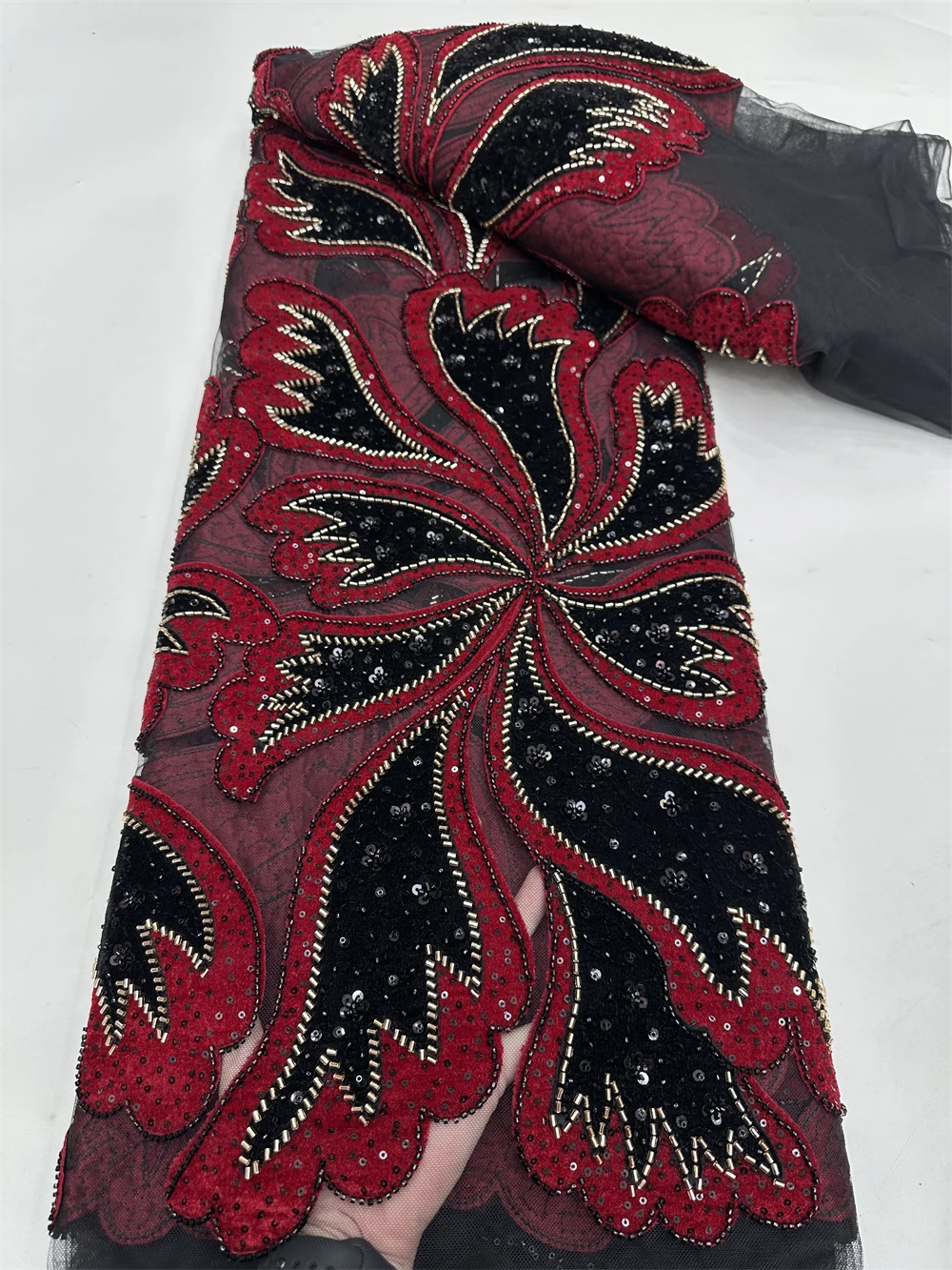 

Luxury Velvet Lace Fabric 5 Yars High Quality 2025 Navy blue Beaded Lace Fabric Fashion Sequin African Laces Fabric For Women