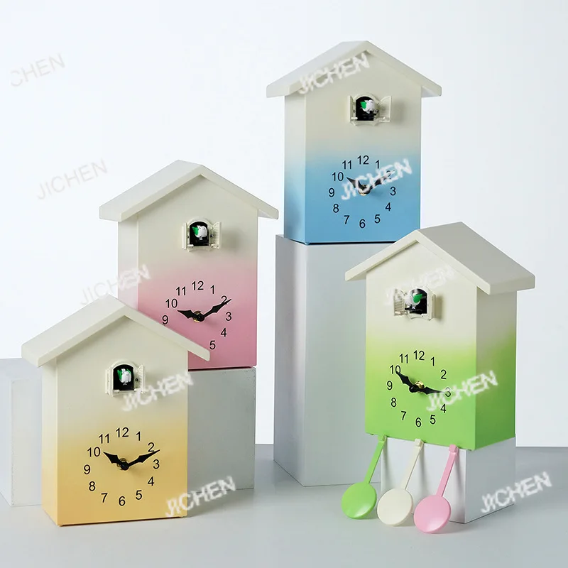 

Настенные часы в свежем скандинавском стиле, с функцией вылетающего из окна кукушки, сообщающего время, и пением птиц по часам.