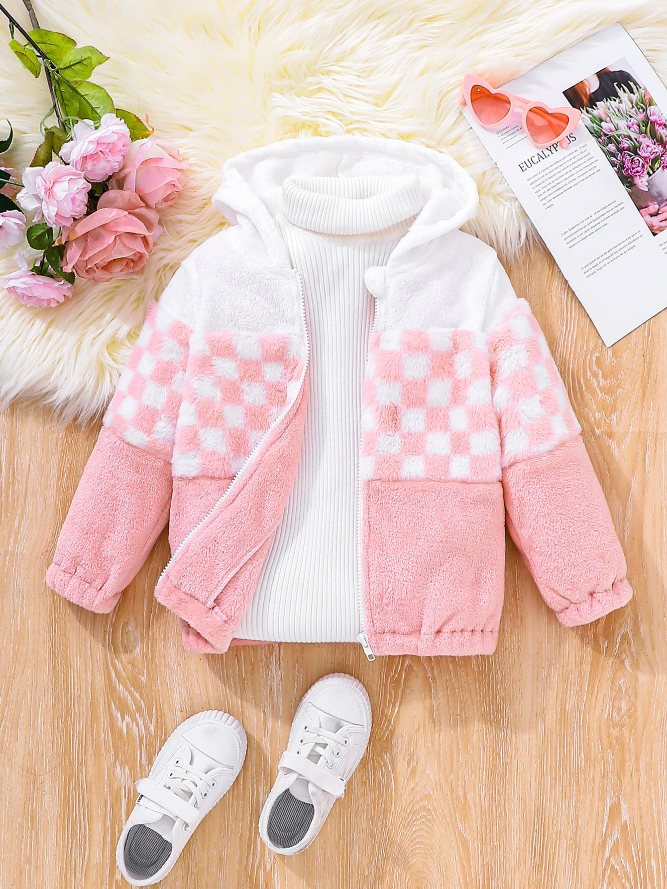 

Winter new girls' round neck pink checkerboard zipper hooded jacket