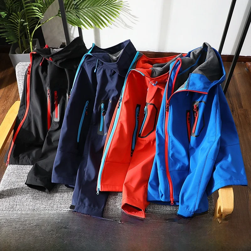 

Profional Soft ell Jaet Ветрозащитный Водонепроницаемый Открытый Теплый Fce с капюшоном на молнии Клеевой Jaet T6303 Молодежная мода Осень