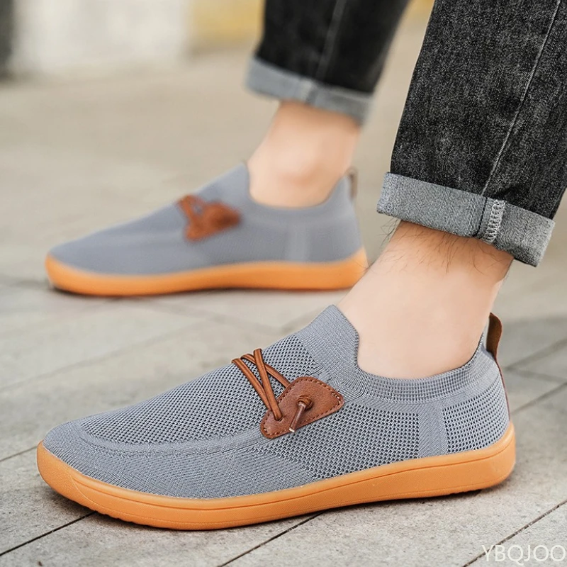 春秋の新作 軽量で通気性の良いメッシュ素材のメンズシューズ おしゃれで多用途なスポーツシューズ カジュアルで快適なフラットシューズ