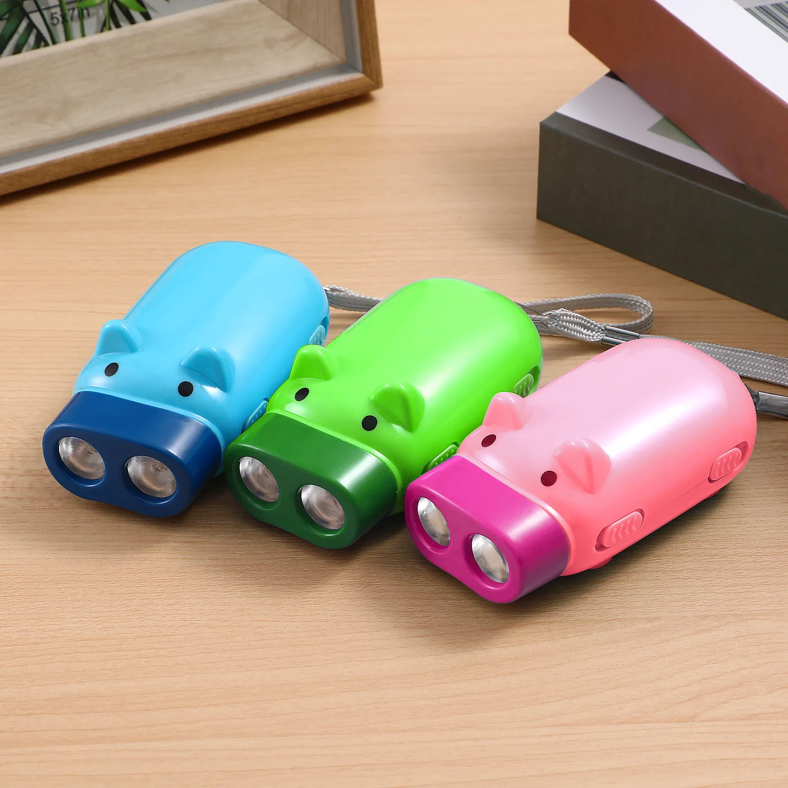 3Pcs Cartoon Pig Flashlight Set Hand Press LED Flashlights Portable Bright Camping Emergency Outdoor Small Flashlights