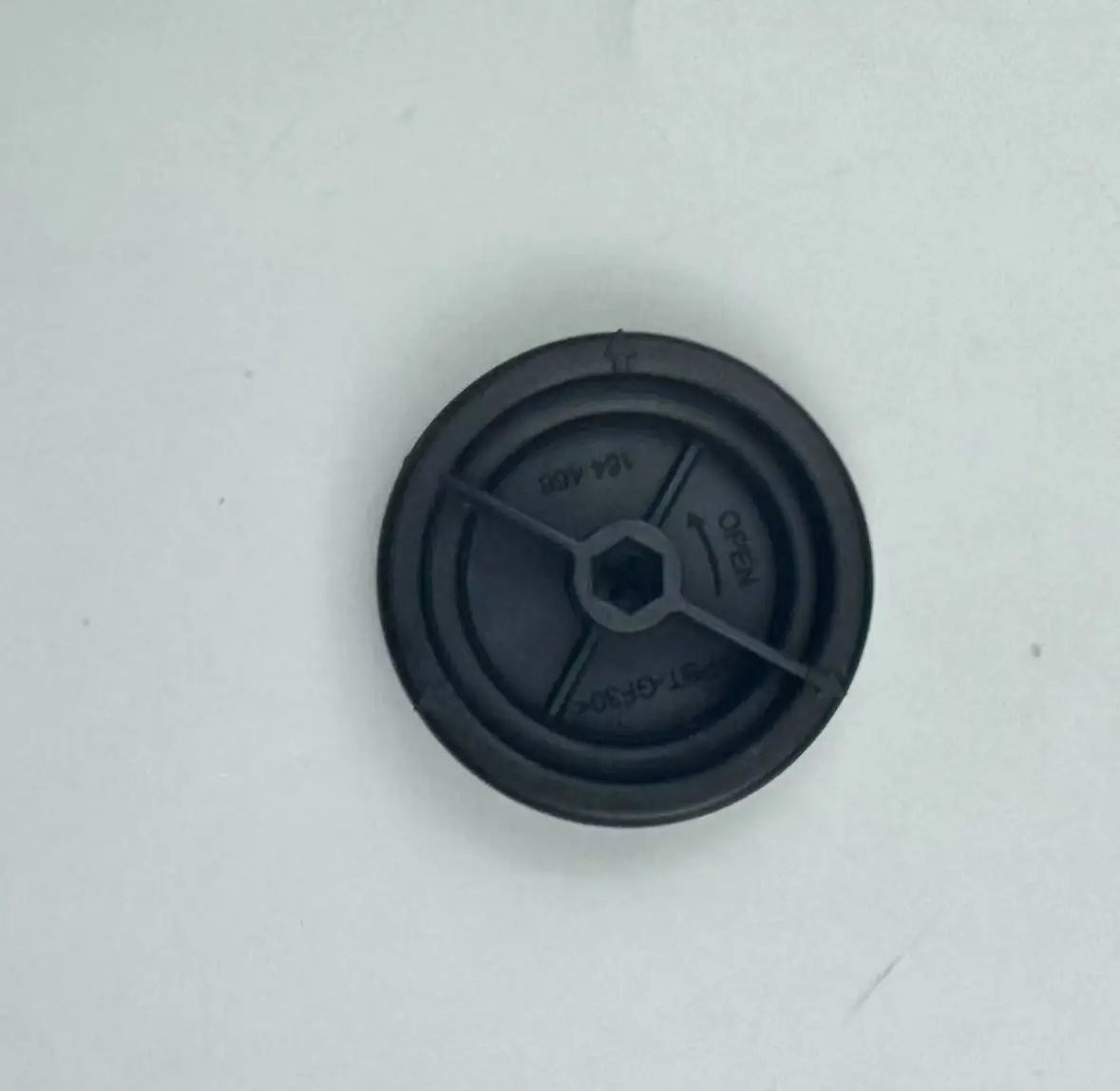 Suitable for BMW 5 Series E60 headlight rear cover 520 525 523 530 headlight rear cover sealing dust cover waterproof cover