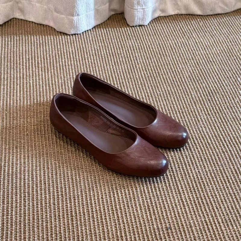 BANFANG Women's Shoes 2cm French Retro Vintage Single Shoes Soft Leather Round Toe Shallow Mouth Commuter Elegant Female Shoes