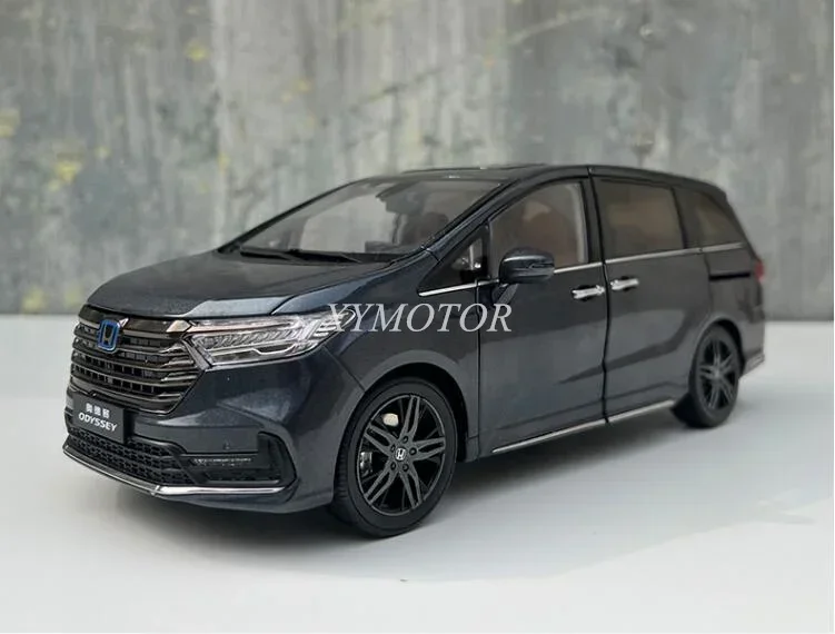 1/18 For Honda ODYSSEY Hybrid 2022 MPV Diecast Model Car Silver/White Toys Hobby Gifts Display Ornaments Collection