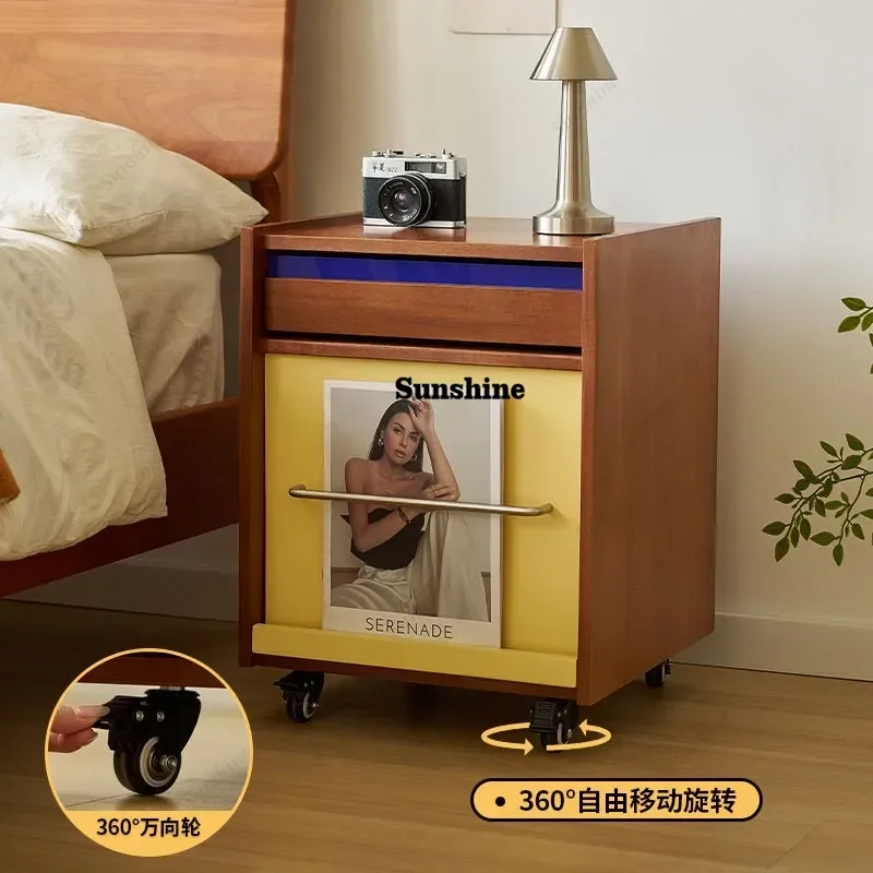 

Solid Wood Bedside Table Bauhaus Bedside Cabinet Movable Home Antique Style Side Cabinet Small-sized Bedroom Storage Cabinet