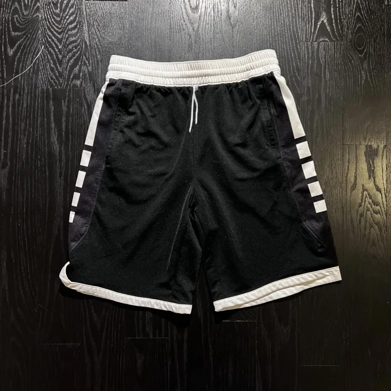 

Minimalist Black and White Basketball Shorts, Quick Drying Fabric Drawstring Unisex Street Loose Sports Pants