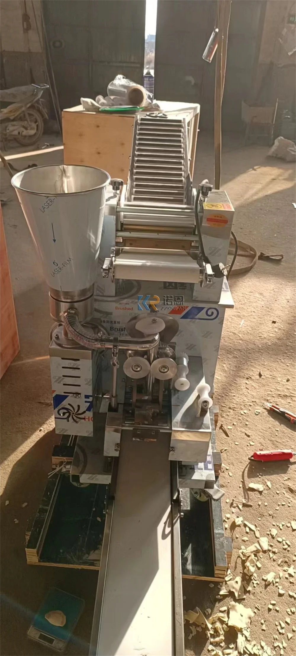 Roestvrijstalen Volautomatische Samosa Empanada Gyoza Mini Knoedel Maken Machine Klein Formaat Knoedelmachine