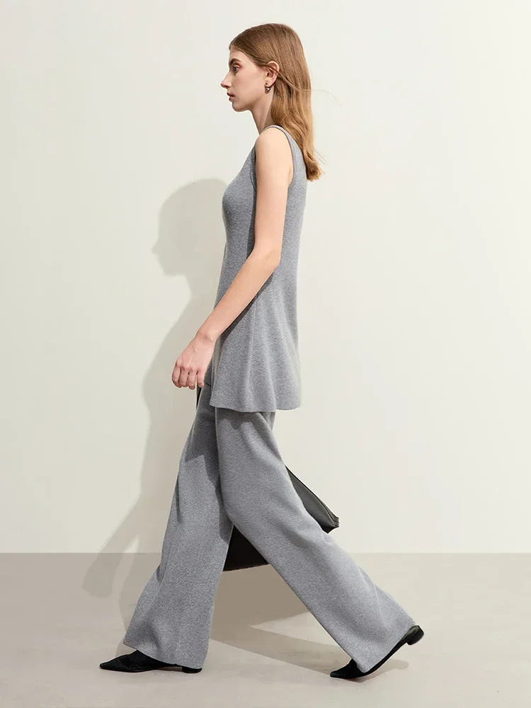 Amii minimalista feminino camisola colete 2025 inverno nova moda em torno do pescoço sem mangas camisola de malha de lã sólida senhora topos 12354047