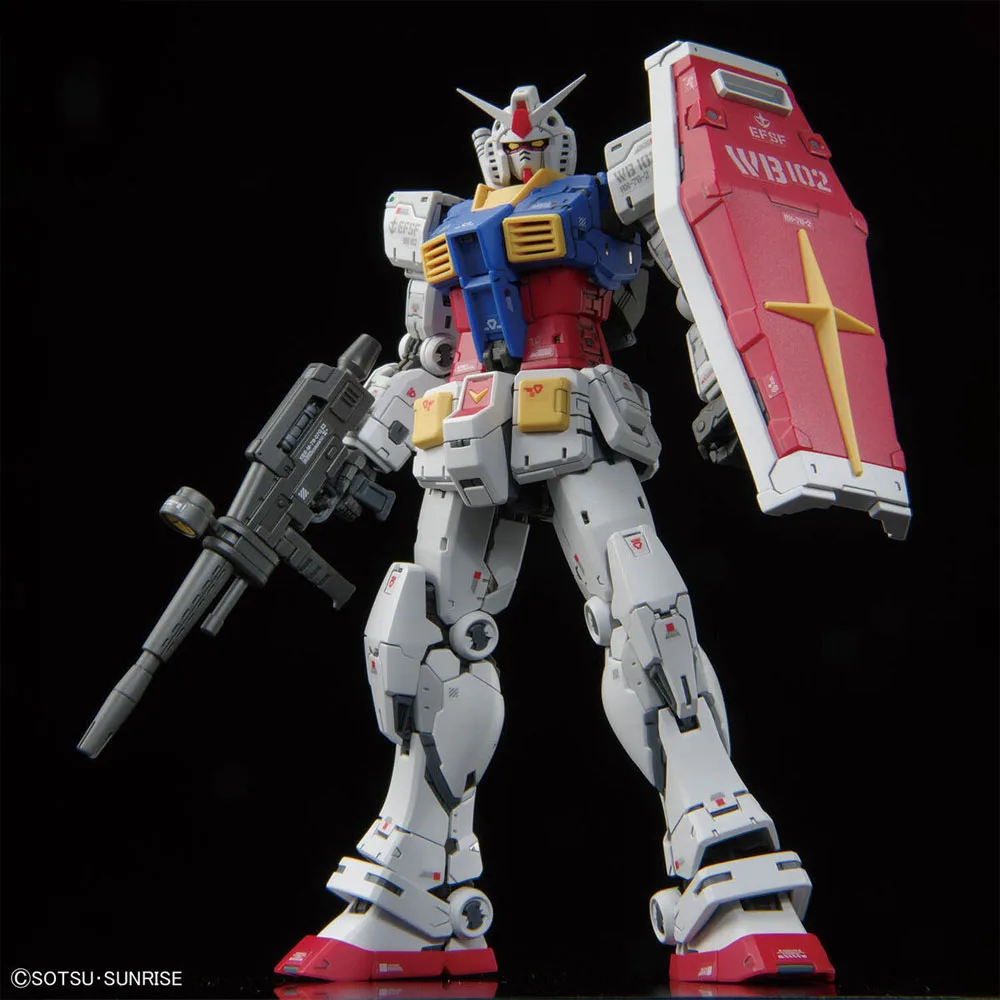 Bandai-figuras de acción de Gundam para niños, Kit de modelos de Anime RG 1/144, RX-78-2, Gundam Ver2.0