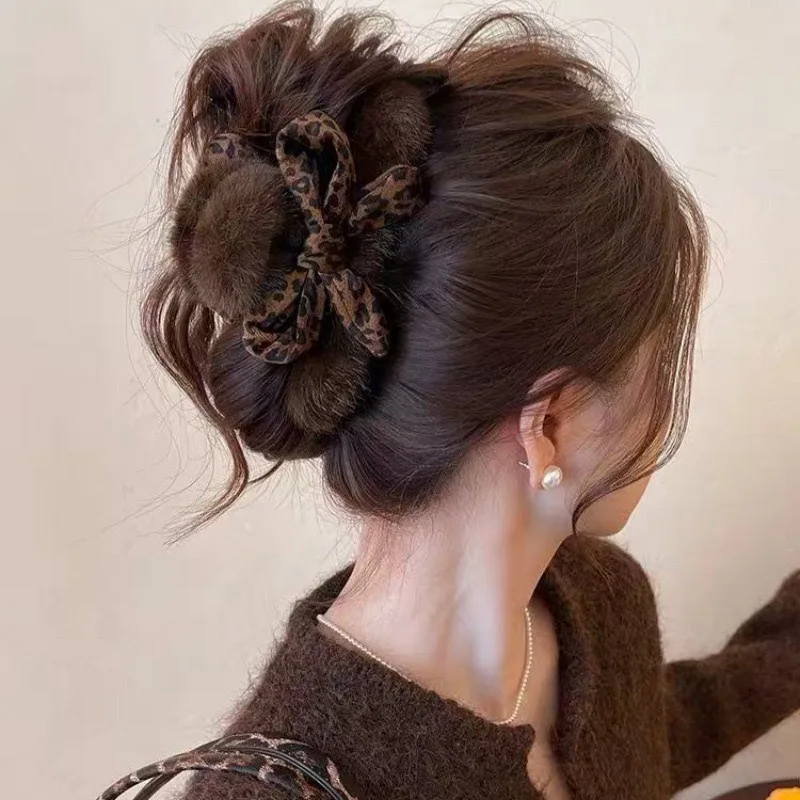 1pc High-end Leopard Print Bow Hair Clip, Faux Mink Fur Stylish Shark Clip for Back of Head Updos Hair Accessories