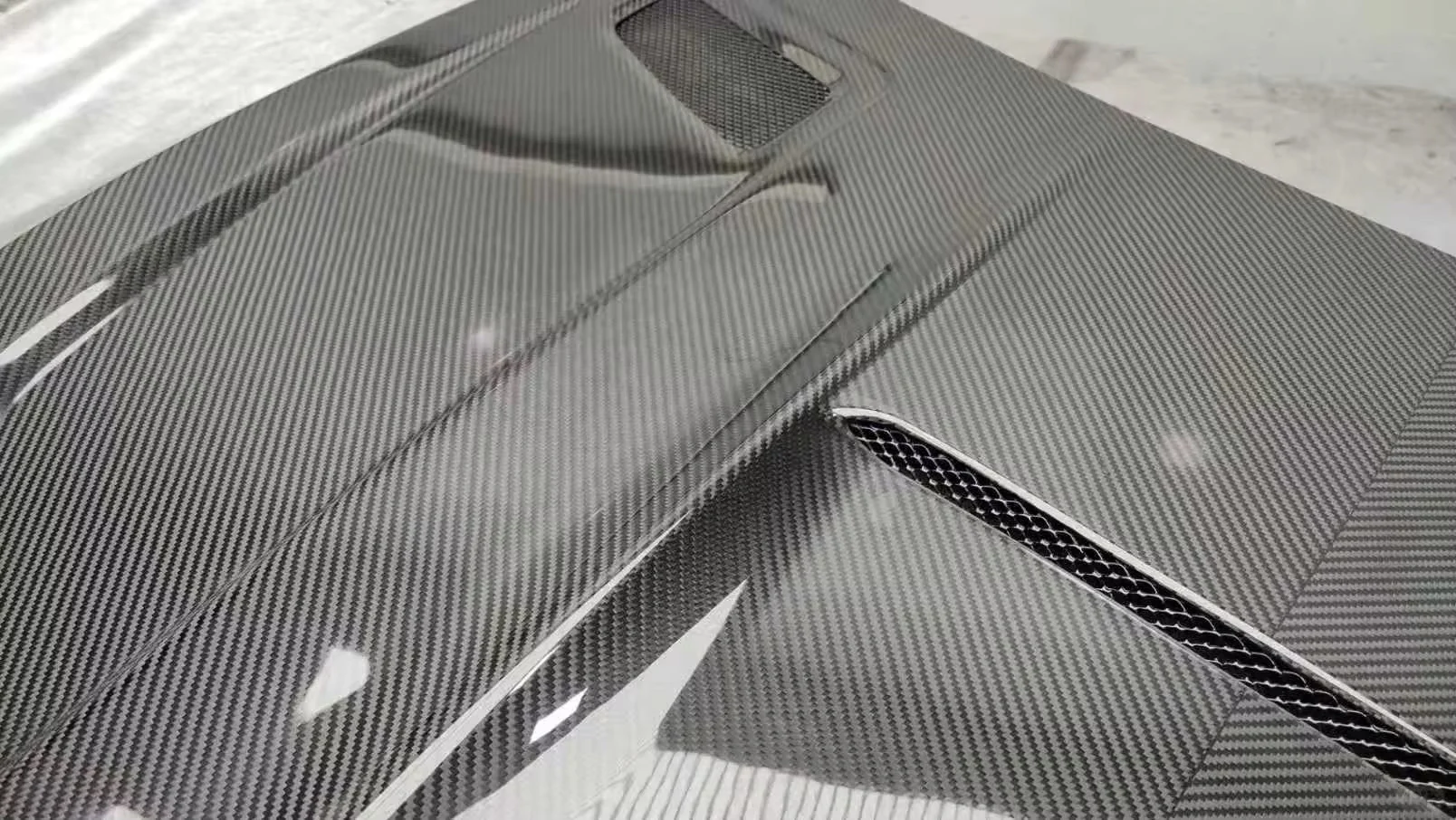 Carbon Fiber Vented Engine Hood Bonnet for Mercedes Benz A Class W177 A35 A45 AMG 2019-2025 Replacement Carbon Hood Racing 3