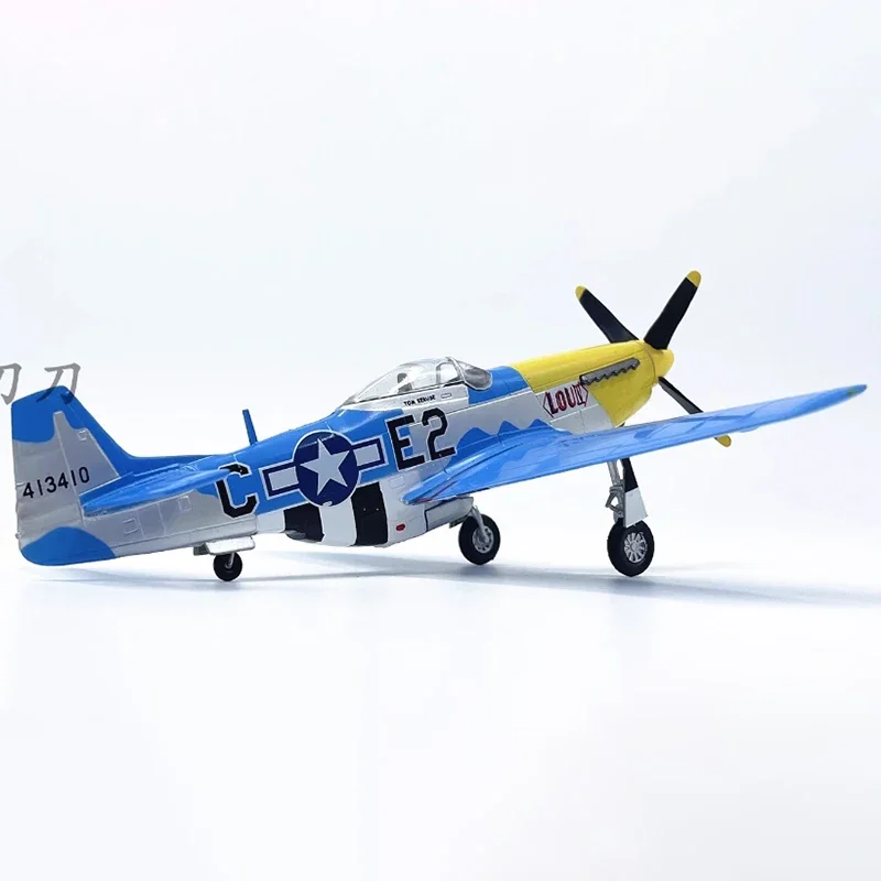 Diecast 1:72 Scale American WWII P51D Mustang fighter Plastic Finished Model Static Decoration Souvenir Gifts For Adult Boy