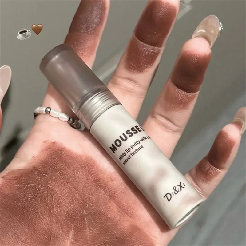 ماتي الأسود أحمر الشفاه مقاوم للماء موس الشفاه الطين عارية البني القوطية المخملية ملمع الشفاه ترطيب ملمع حريري غير عصا الشفاه ماكياج #5